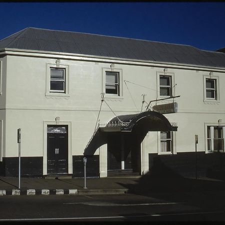 Okeefes Hotel Backpackers Launceston Eksteriør billede