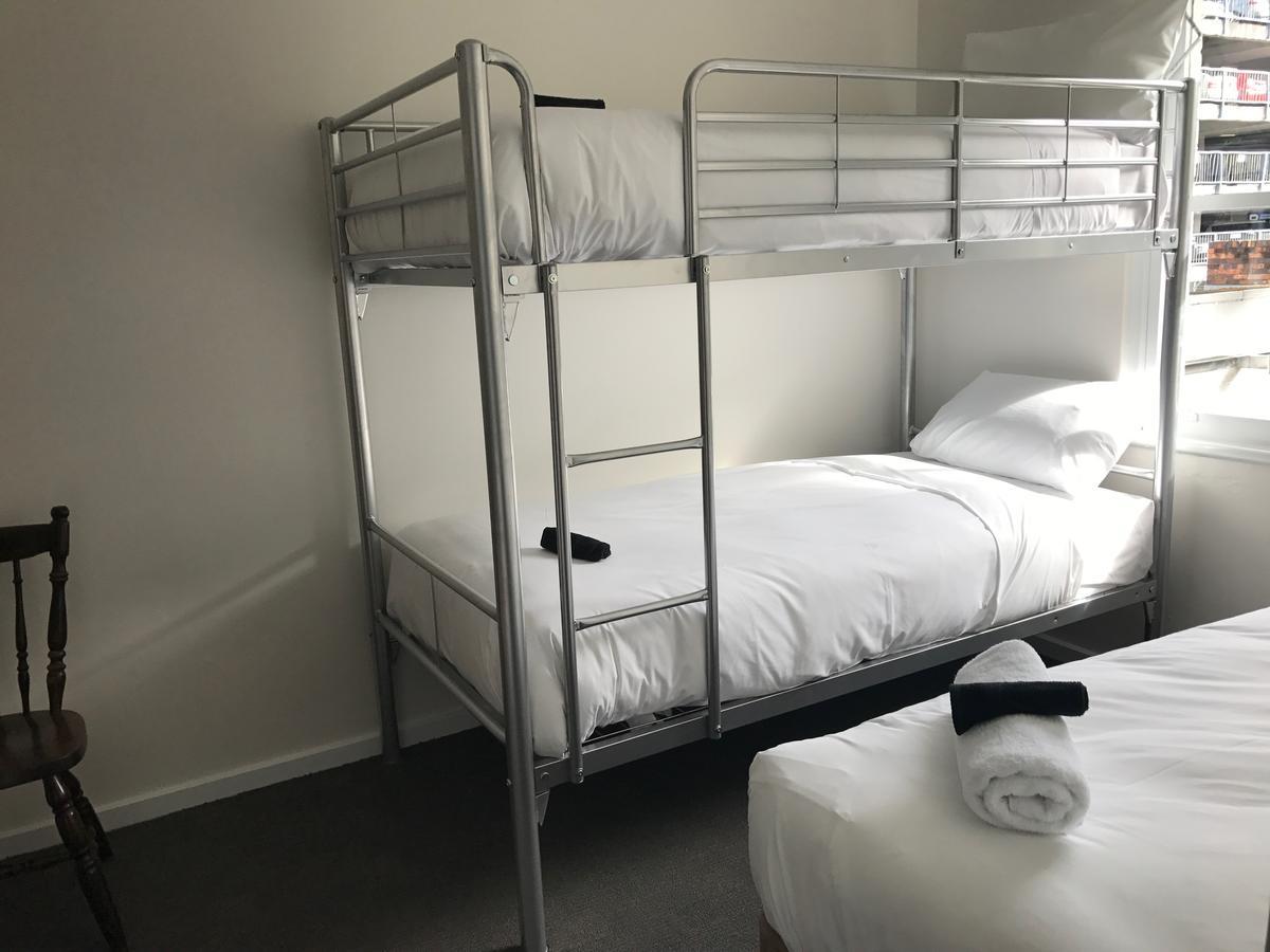 Okeefes Hotel Backpackers Launceston Eksteriør billede
