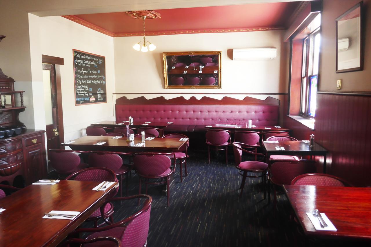 Okeefes Hotel Backpackers Launceston Eksteriør billede